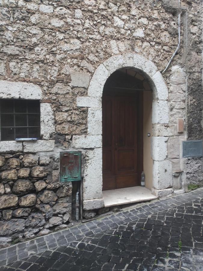 Casa Porta San Francesco Bed & Breakfast Alatri Exterior photo