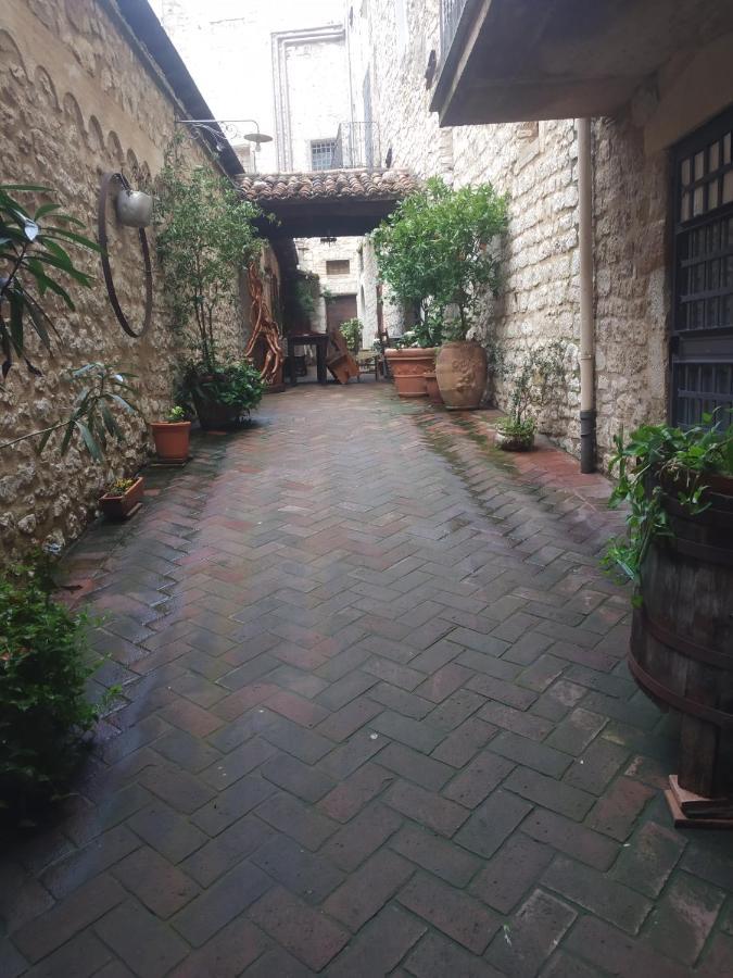 Casa Porta San Francesco Bed & Breakfast Alatri Exterior photo
